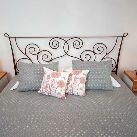 Villa Benedeta-dubovica Hvar *