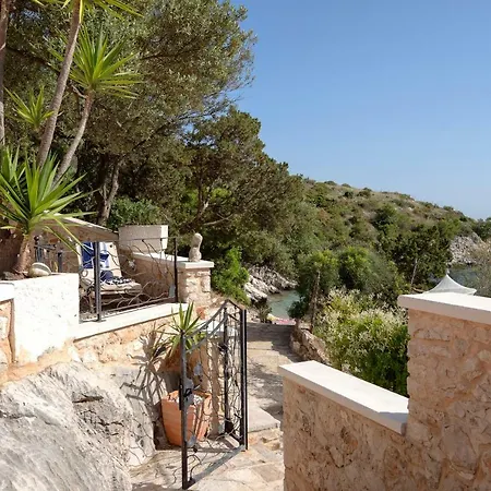 Benedeta-dubovica Hvar Villa *