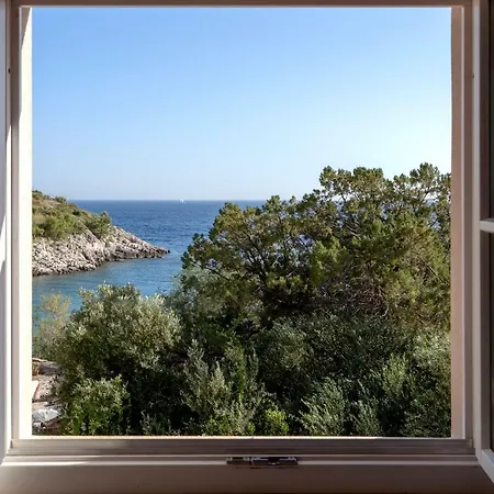 Benedeta-dubovica Hvar Villa