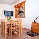Benedeta-dubovica Hvar *
