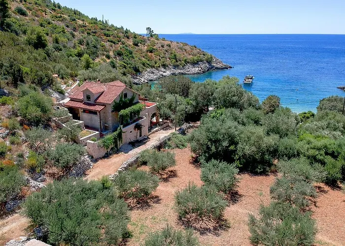 Benedeta-dubovica Hvar